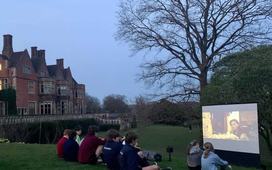 Another wonderful evening boarding with a BBQ supper and an outdoor cinema